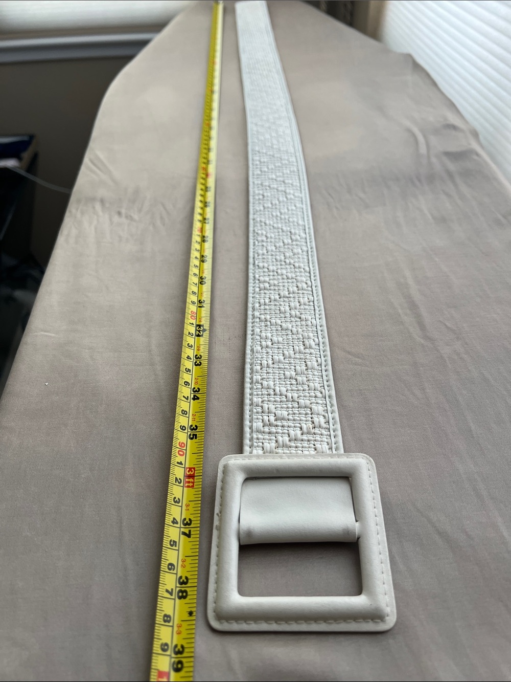 Vintages Ann Taylor Leather Cream Woven Square-Buckle Belt - Picture 6 of 6